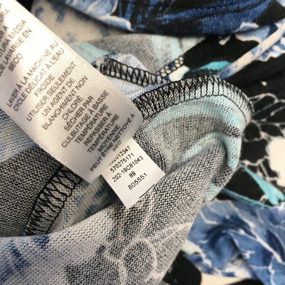 Chico’s Floral Top Long Sleeves Tee Size 1 - Picture 8 of 8